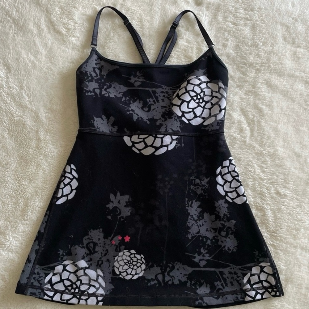 Lululemon Athletica Floral Tank Top